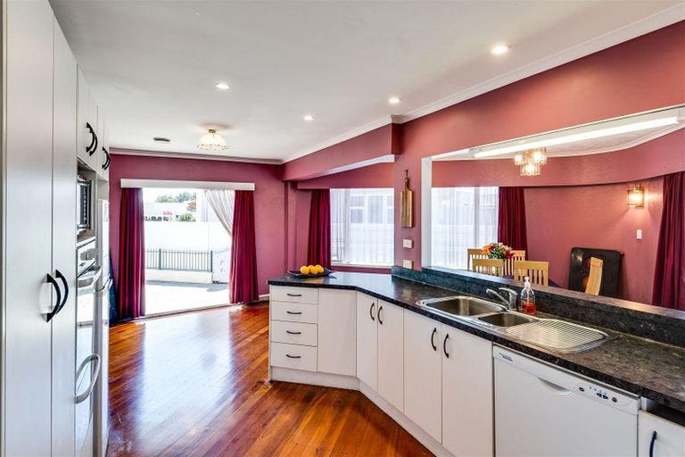 Photo of property in 60 Menin Road, Onekawa, Napier, 4110