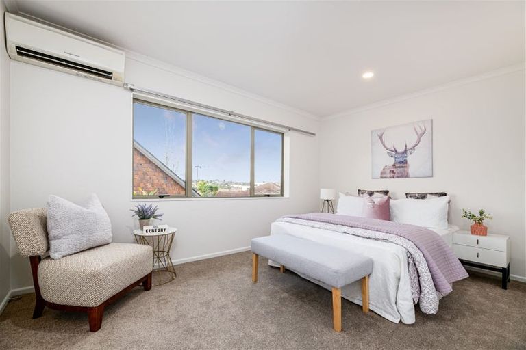 Photo of property in 29 Sapperton Drive, Henderson, Auckland, 0612