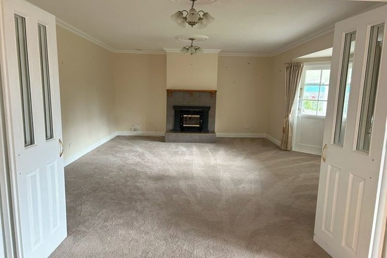 Photo of property in 8a Cotter Street, Greytown, 5712