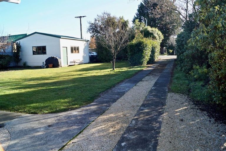 Photo of property in 6 Leslie Street, Waiau, 7332