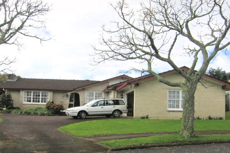 Photo of property in 16 Beaconview Rise, Farm Cove, Auckland, 2012