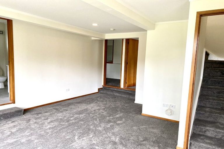 Photo of property in 88 Spinella Drive, Bayview, Auckland, 0629