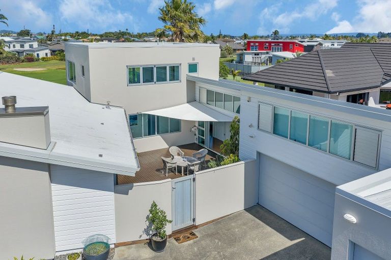 Photo of property in 1 Cayman Court, One Tree Point, 0118