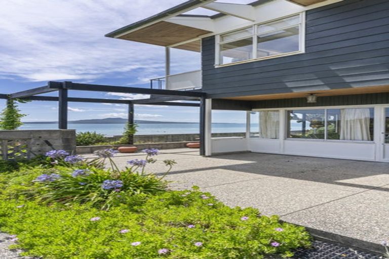 Photo of property in 21 The Strand, Takapuna, Auckland, 0622