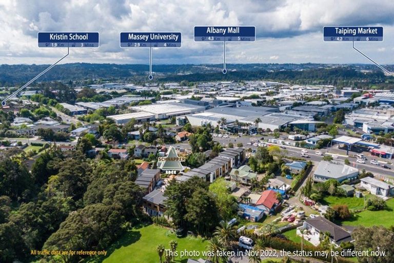 Photo of property in 11/9 Schnapper Rock Road, Greenhithe, Auckland, 0632