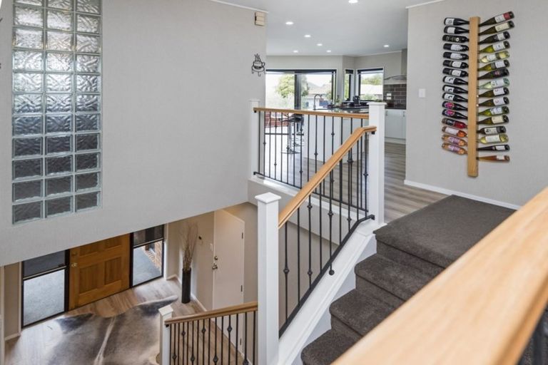 Photo of property in 47 Simmental Crescent, Somerville, Auckland, 2014