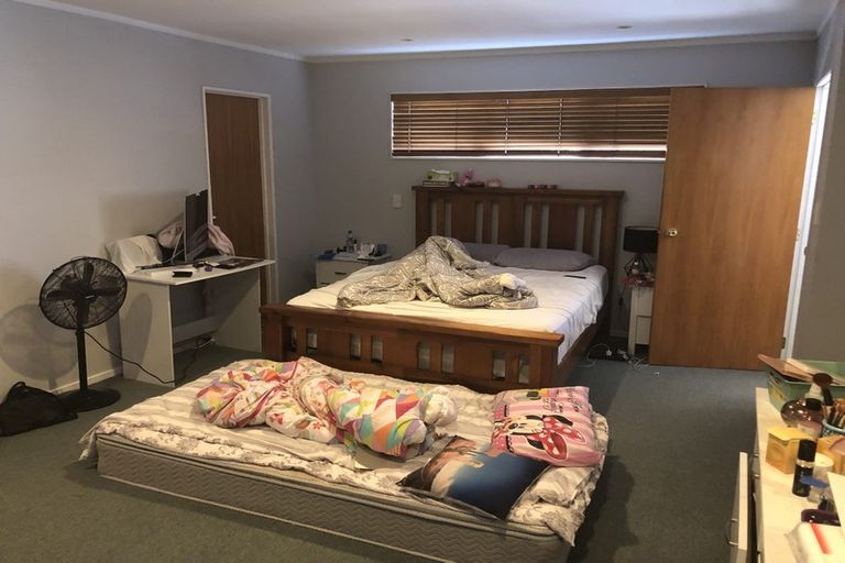 Photo of property in 157 West Harbour Drive, West Harbour, Auckland, 0618