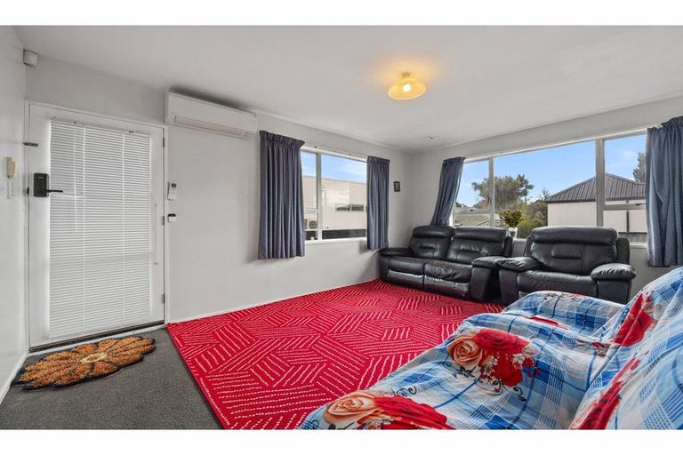 Photo of property in 8/73 Clare Road, St Albans, Christchurch, 8014