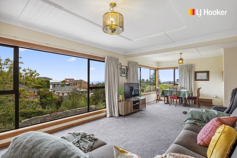 Photo of property in 11 Carnarvon Street, Belleknowes, Dunedin, 9011