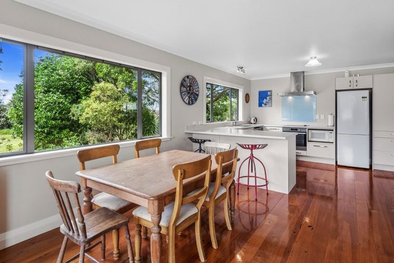 Photo of property in 38 Albany Road, One Tree Point, 0118