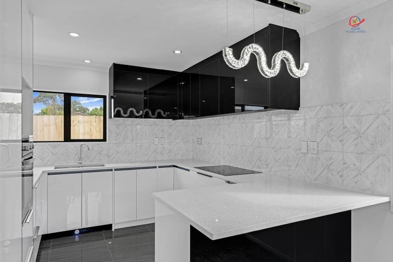 Photo of property in 10c Kivell Close, Mangere East, Auckland, 2024