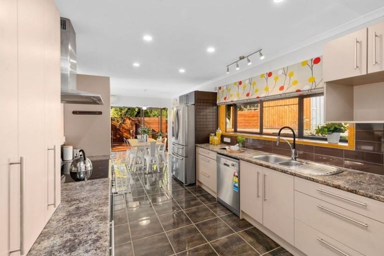 Photo of property in 17 Willis Grove, Wainuiomata, Lower Hutt, 5014