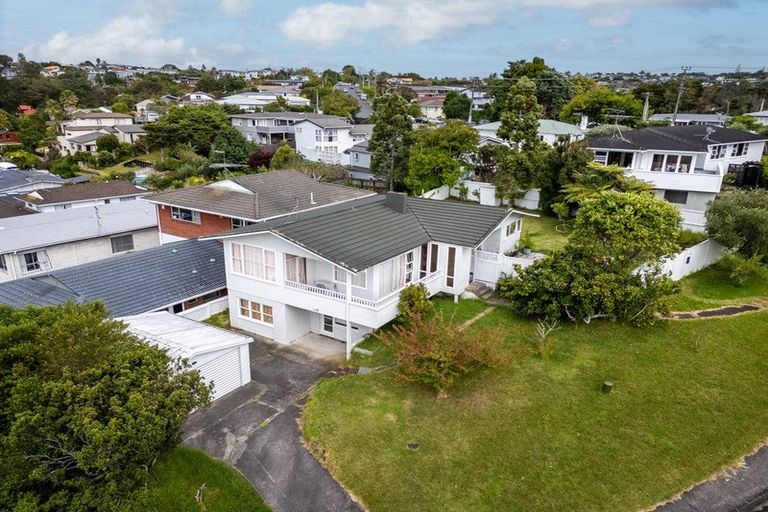 Photo of property in 118 Mountbatten Avenue, Hillcrest, Auckland, 0627