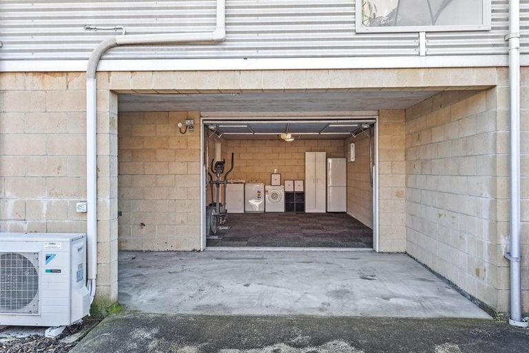 Photo of property in 138 Purchas Street, Edgeware, Christchurch, 8013