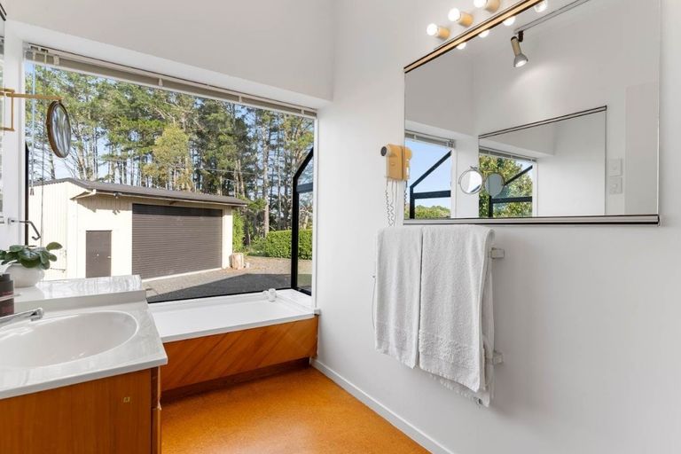 Photo of property in 172 Ellett Road, Karaka, Papakura, 2580