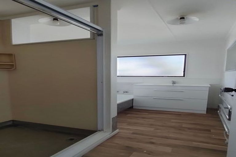 Photo of property in 68 Jonathon Street, Brookfield, Tauranga, 3110