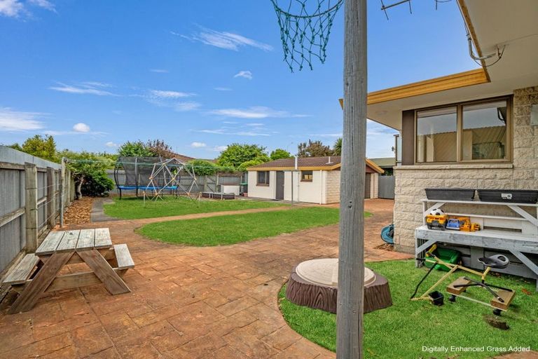 Photo of property in 10 Veitches Road, Casebrook, Christchurch, 8051