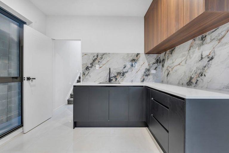 Photo of property in 31 Bremner Ridge Street, Flat Bush, Auckland, 2019