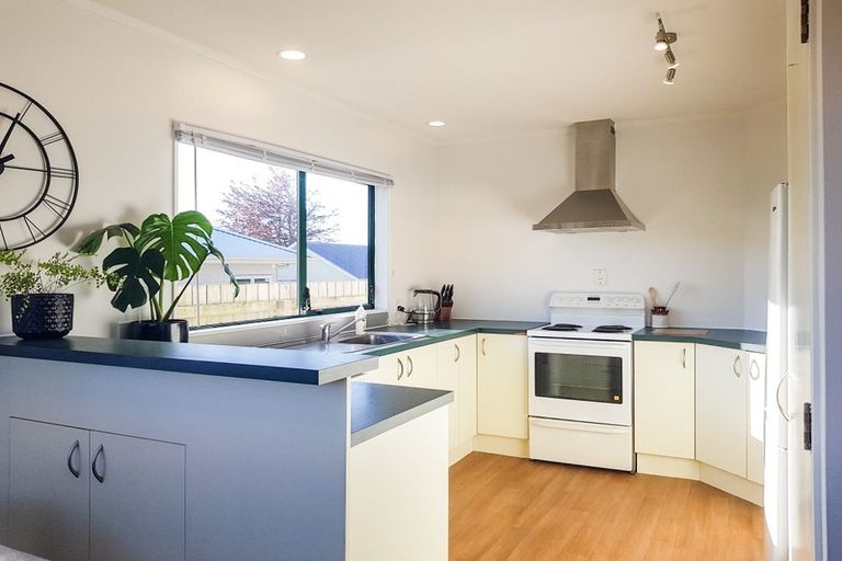 Photo of property in 7a Gordon Paul Place, Tuakau, 2121