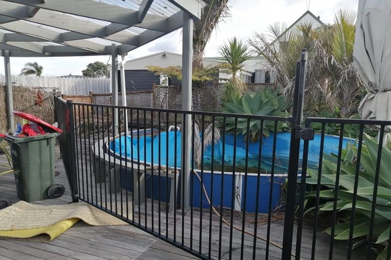 Photo of property in 42 Nelson Street, Howick, Auckland, 2014