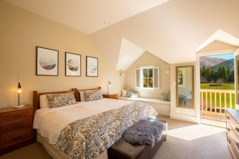 Photo of property in Millbrook Resort, 3 Chalmers Close, Arrowtown, 9371