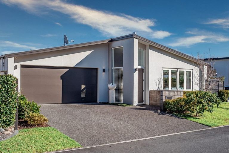 Photo of property in 5 Aubrey Way, Brookfield, Tauranga, 3110