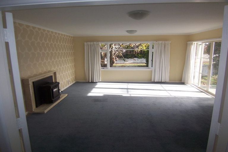 Photo of property in 3 Rochford Place, Bryndwr, Christchurch, 8052