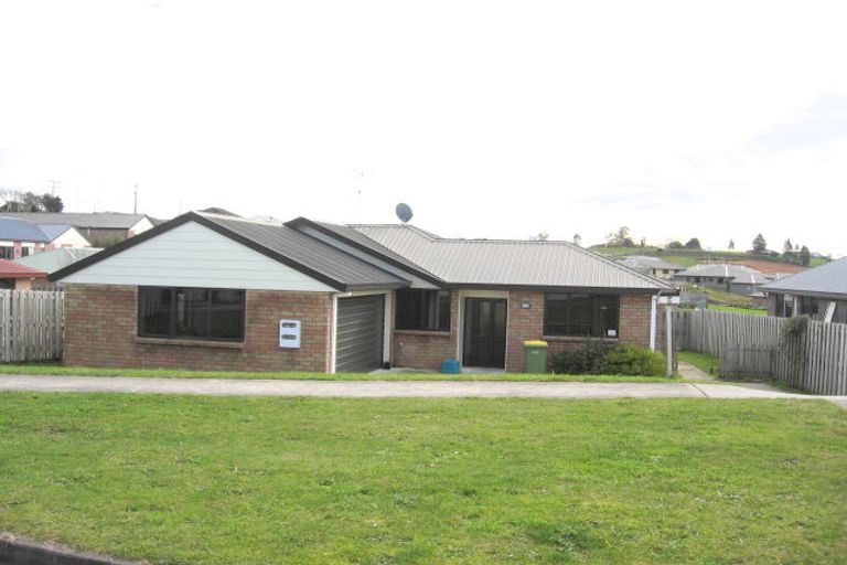 Photo of property in 9 Pointon Glade, Grandview Heights, Hamilton, 3200