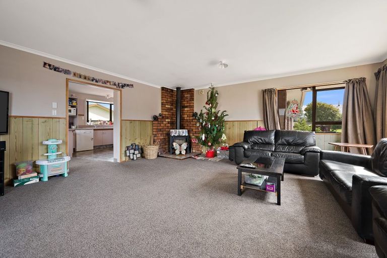 Photo of property in 12 Treffers Avenue, Rangiora, 7400