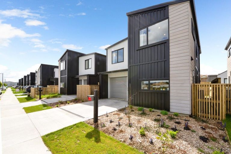 Photo of property in 72 Jacks Landing Drive, Hamilton Lake, Hamilton, 3204