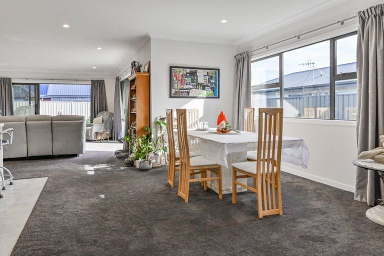 Photo of property in 36 Whakatomo Place, Havelock North, 4130