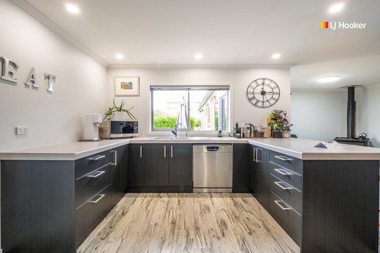 Photo of property in 22 William James Close, Mosgiel, 9024