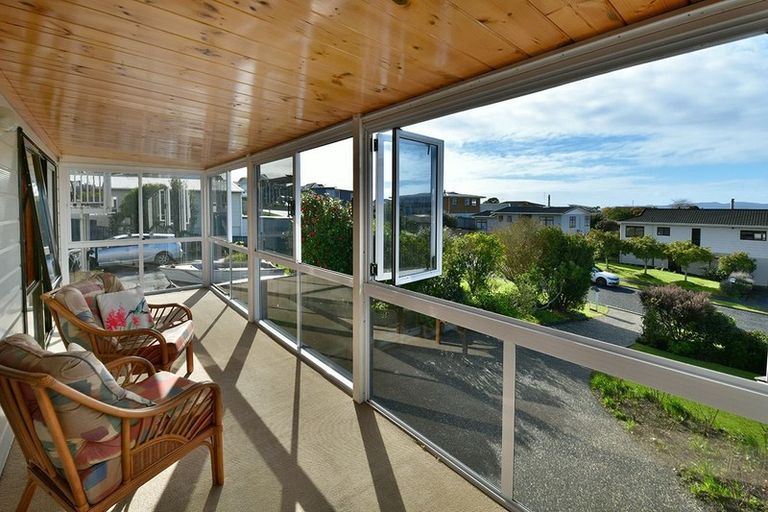 Photo of property in 7 Awatere Place, Snells Beach, 0920
