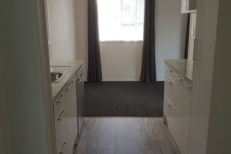 Photo of property in 5 Tangelo Place, Bucklands Beach, Auckland, 2012
