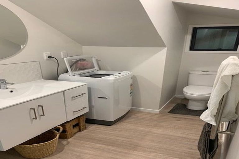 Photo of property in 82 Howard Road, Point Howard, Lower Hutt, 5013