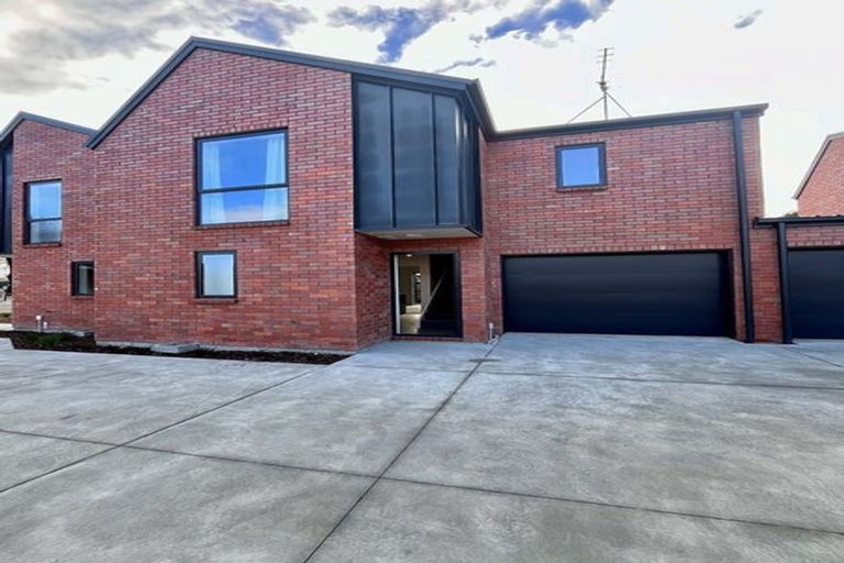 Photo of property in 2/83 Rutherford Street, Woolston, Christchurch, 8023