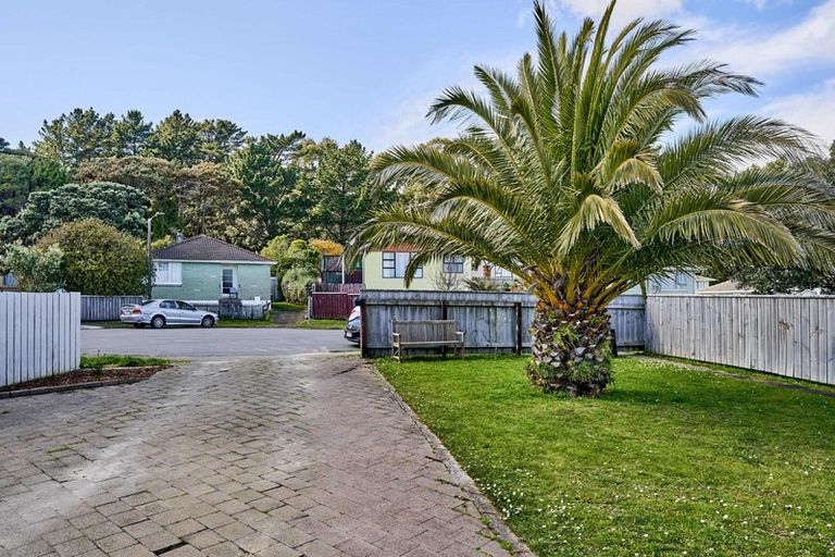 Photo of property in 29 Penguin Grove, Waitangirua, Porirua, 5024
