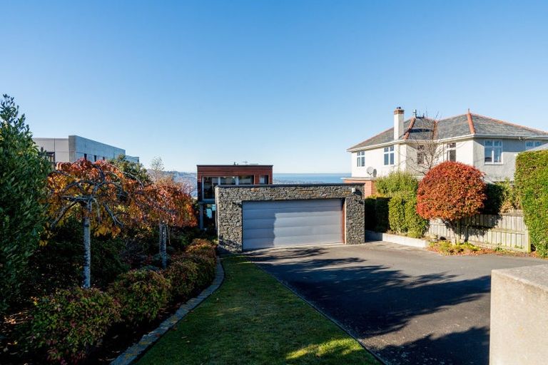 Photo of property in 28 Granville Terrace, Belleknowes, Dunedin, 9011