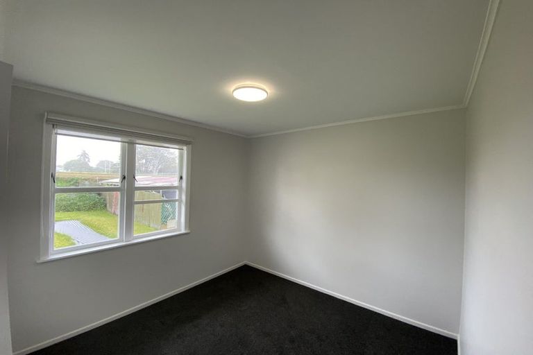 Photo of property in 20a Nile Road, Kelston, Auckland, 0602