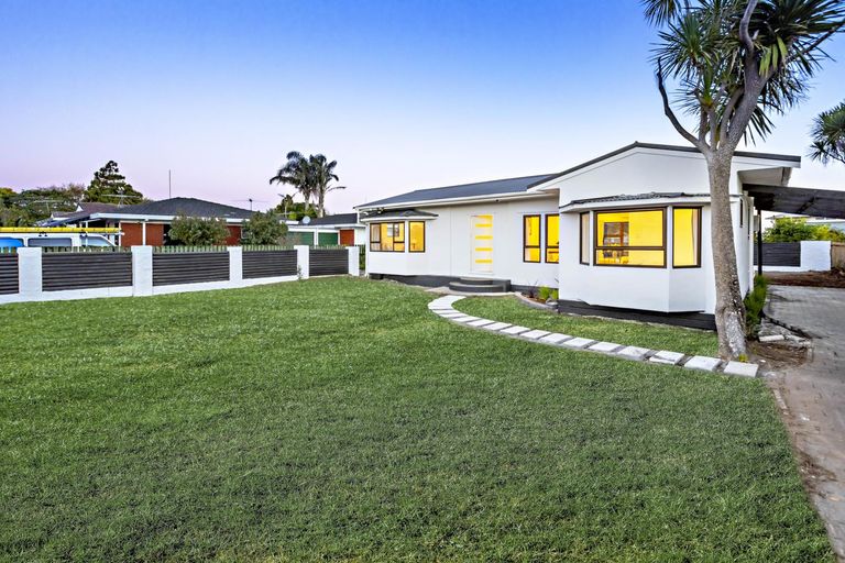 Photo of property in 6b Roys Road, Weymouth, Auckland, 2103