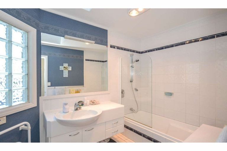 Photo of property in 59c Riddell Road, Kerikeri, 0230