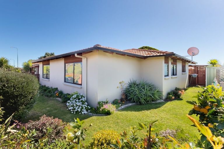 Photo of property in 7 Central Park, Paraparaumu Beach, Paraparaumu, 5032