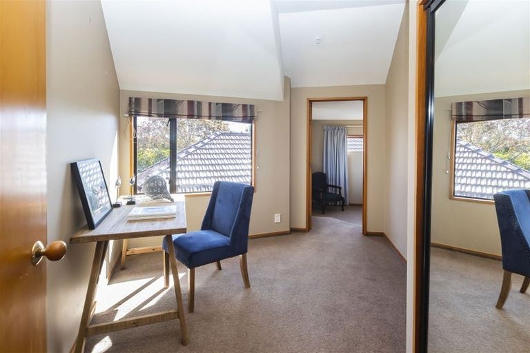 Photo of property in 71a Hamilton Avenue, Ilam, Christchurch, 8041