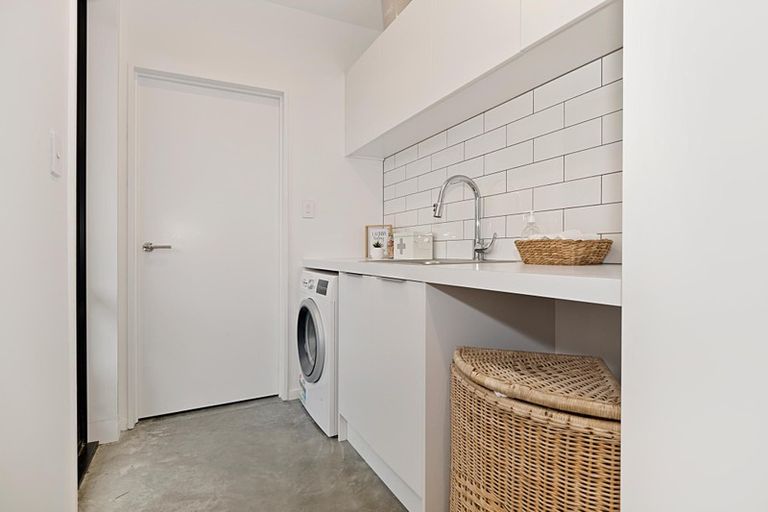 Photo of property in 18 Fairmont Rise, West Melton, 7618