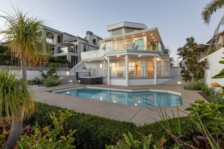 Photo of property in 233c Oceanbeach Road, Mount Maunganui, 3116