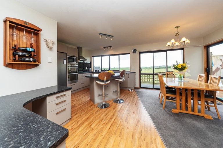 Photo of property in 121 Mount Stewart Halcombe Road, Sanson, Palmerston North, 4479