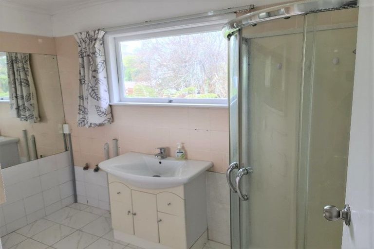Photo of property in 6 Nicholson Place, Hillcrest, Auckland, 0627