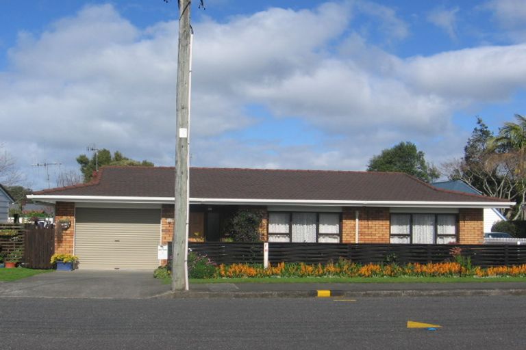 Photo of property in 4/1 Dinniss Avenue, Regent, Whangarei, 0112