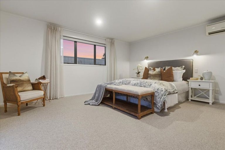 Photo of property in 106 Moffat Road, Bethlehem, Tauranga, 3110