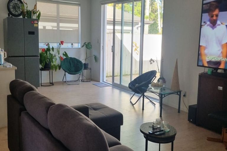 Photo of property in 28 Konoba Avenue, Kumeu, 0810